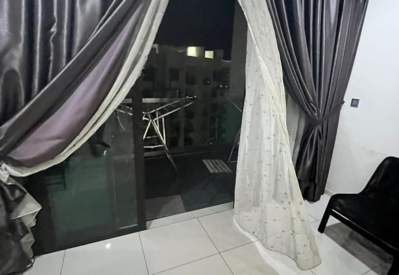 Good Deal Impiana apartment at East Ledang for Sales