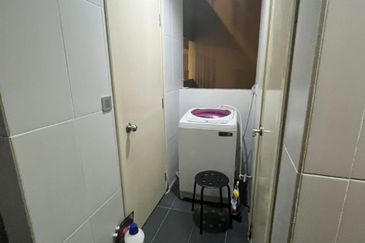 Good Deal Impiana apartment at East Ledang for Sales