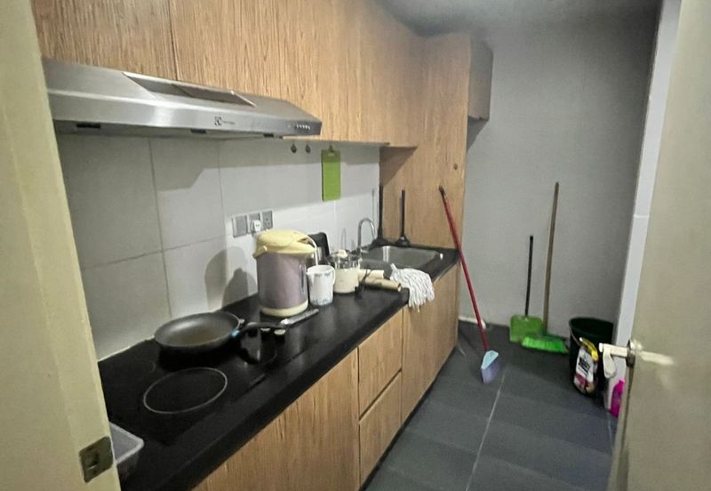 Good Deal Impiana apartment at East Ledang for Sales