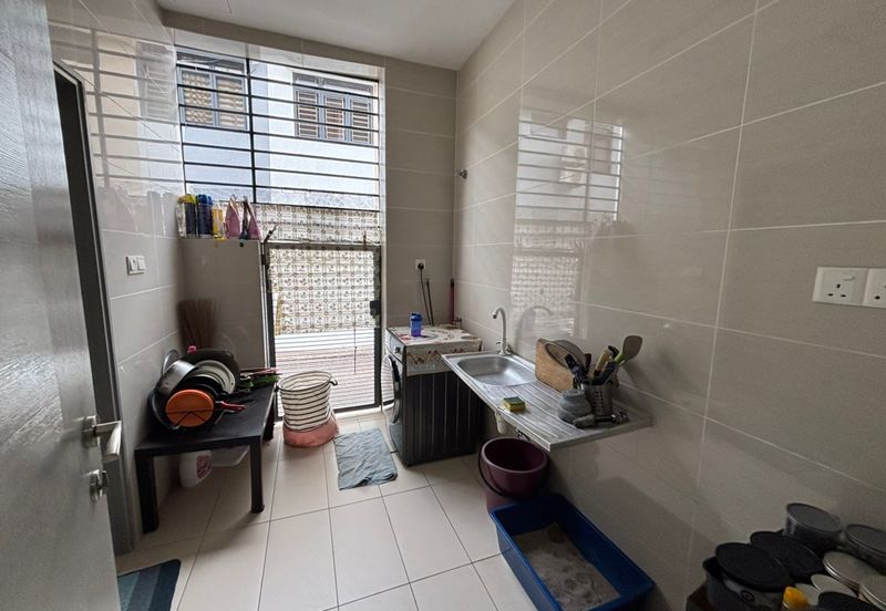 Good Deal Impiana Apartment at East Ledang Near to Iskandar Puteri