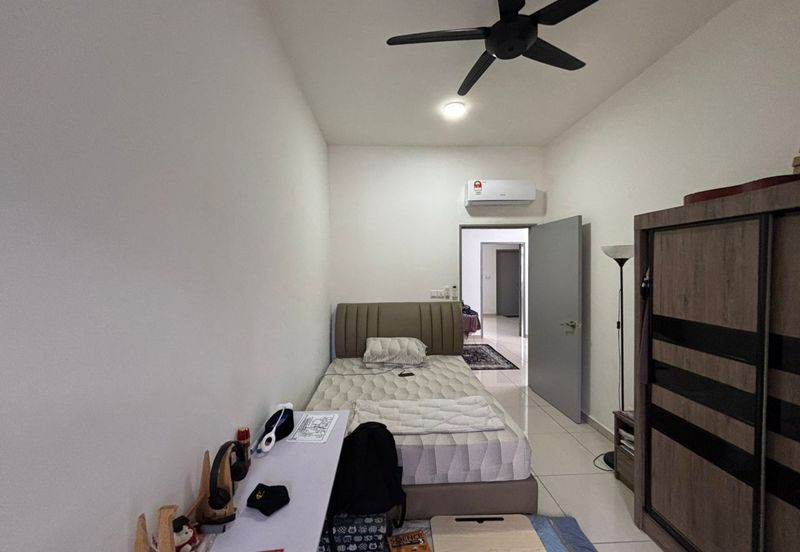 Good Deal Impiana Apartment at East Ledang Near to Iskandar Puteri