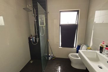 Good Deal Impiana Apartment at East Ledang Near to Iskandar Puteri