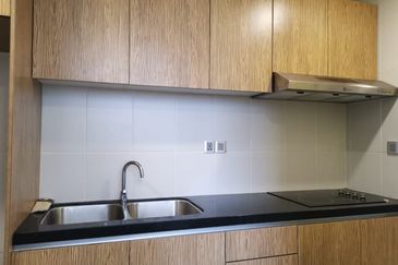 Good Deal Impiana Apartment at East Ledang Near to Iskandar Puteri