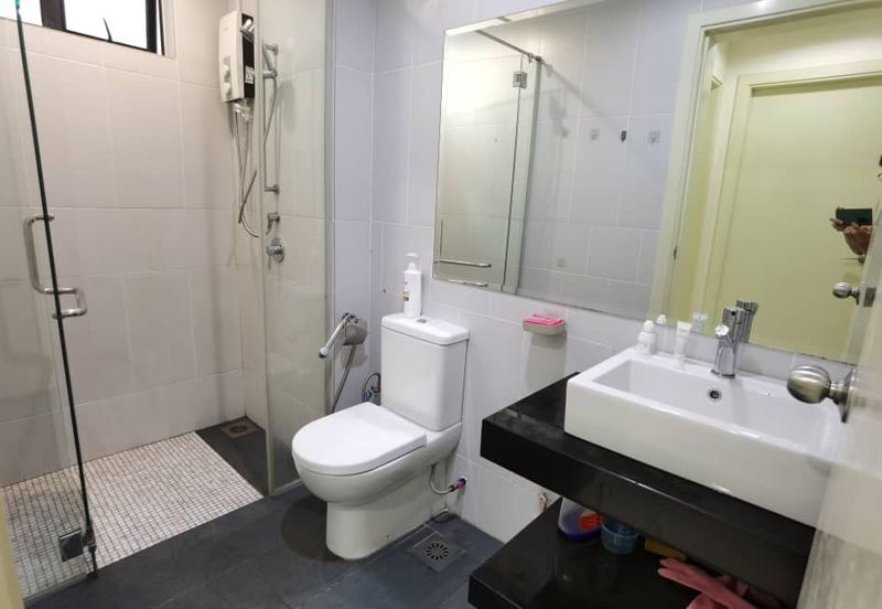 Good Deal 4 Rooms Impiana Apartment at East Ledang for Sales