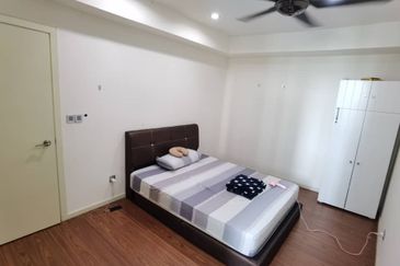 Good Deal 4 Rooms Impiana Apartment at East Ledang for Sales