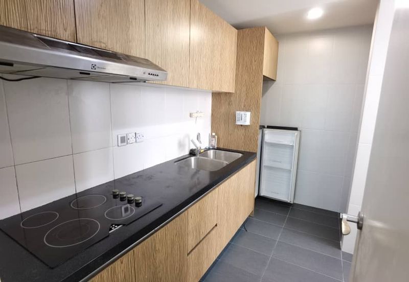 Good Deal 4 Rooms Impiana Apartment at East Ledang for Sales