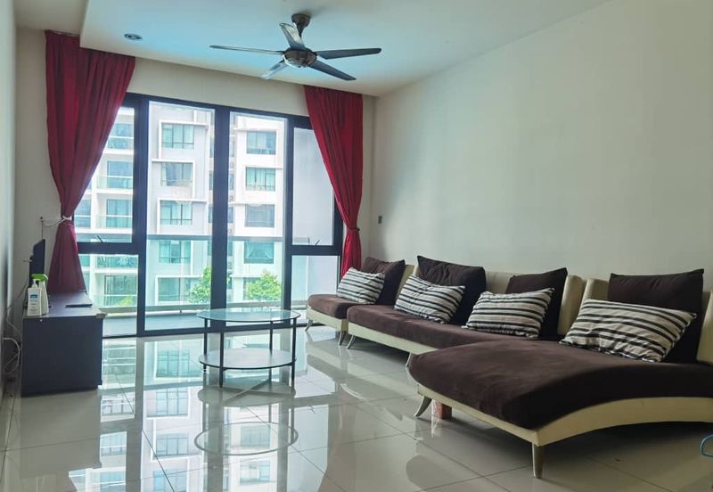 Good Deal 4 Rooms Impiana Apartment at East Ledang for Sales