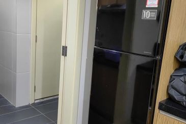 Good Deal 3 Rooms Apartment at Impiana Iskandar Puteri for Sales