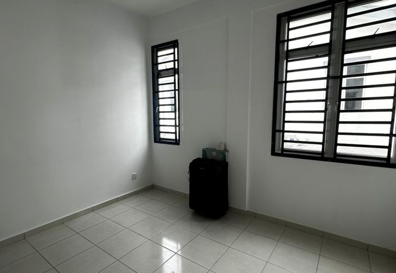 Clover @ Taman Pulai Mutiara 2