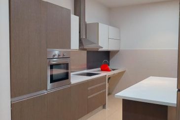 Luxurious Semi D at The Gateway Horizon Hills for Sales