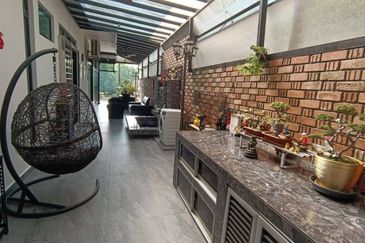 The WaterEdge Residences