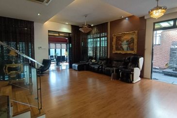 The WaterEdge Residences