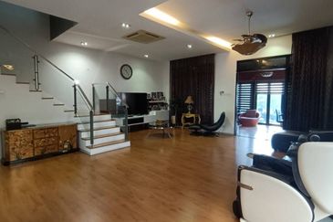 The WaterEdge Residences