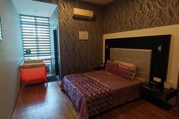 The WaterEdge Residences