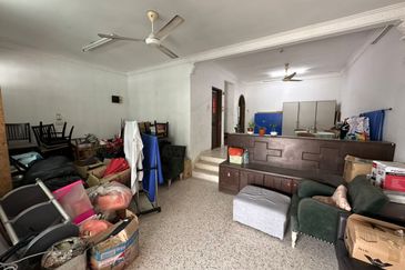 Taman Pelangi, Plentong