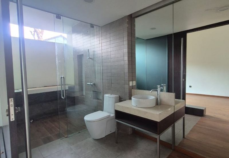 Bayou Creek, Leisure Farm