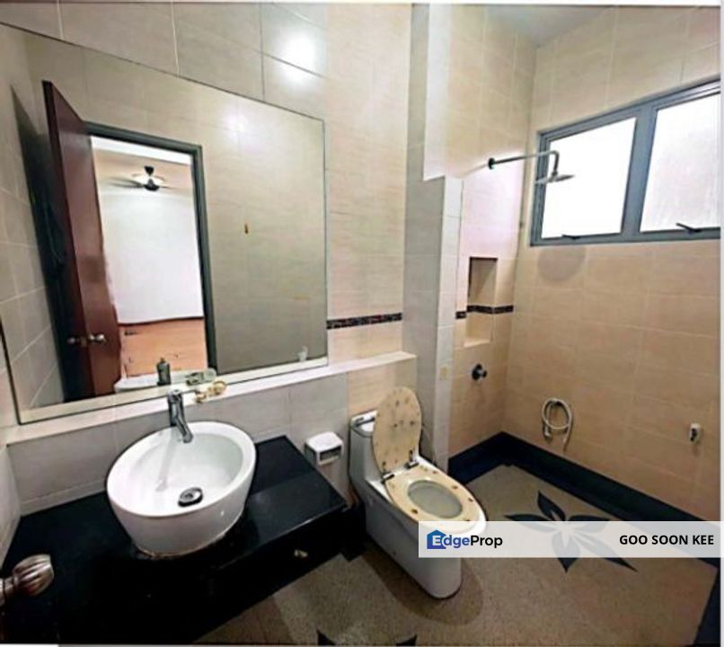 Good Deal Double Storey Superlink House at East Ledang for Sales, Johor, Nusajaya