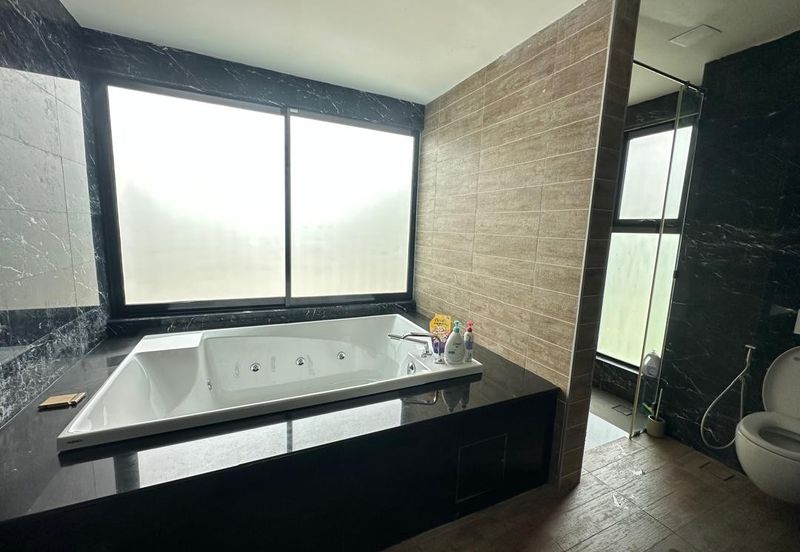 Noble Park @ East Ledang