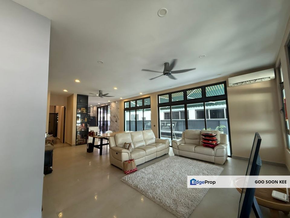 Good Deal Double Storey Cluster at Eco Botanic for Sales, Johor, Nusajaya