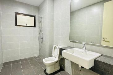 Good Deal Residensi Ledang Ground Floor Town House at Iskandar for Sales