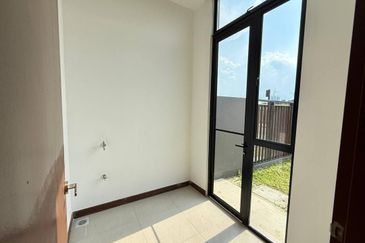 Aurora Resort Villas