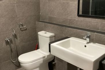 The Canal Garden South, Horizon Hills