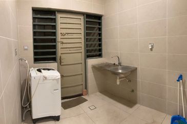 The Canal Garden South, Horizon Hills