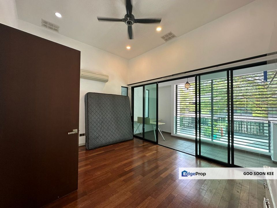 Good Deal 2 Storey Superlink Terrace at East Ledang for Sales , Johor, Nusajaya