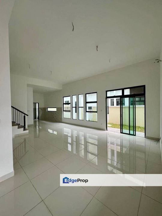 Double Storey Cluster at Honeydale Residence @ Taman Impian Emas, Johor, Skudai