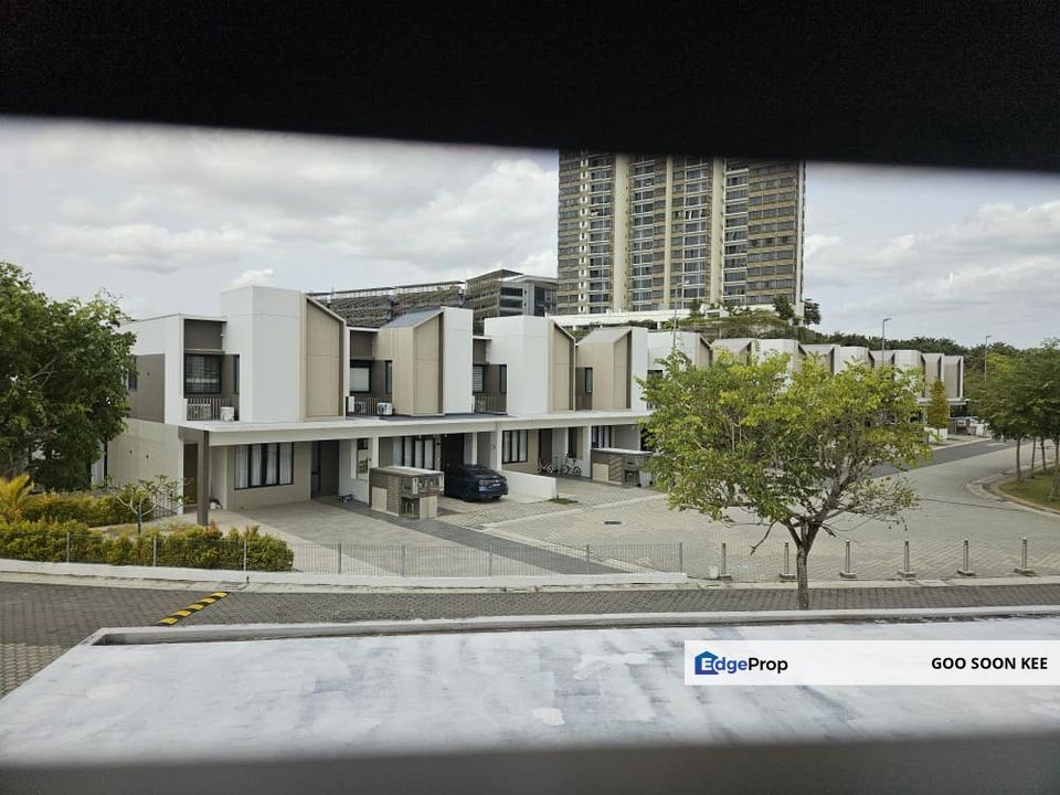 Double Storey Link Terrace at Sunway Citrine Lakehomes @ Sunway City Iskandar Puteri, Johor, 