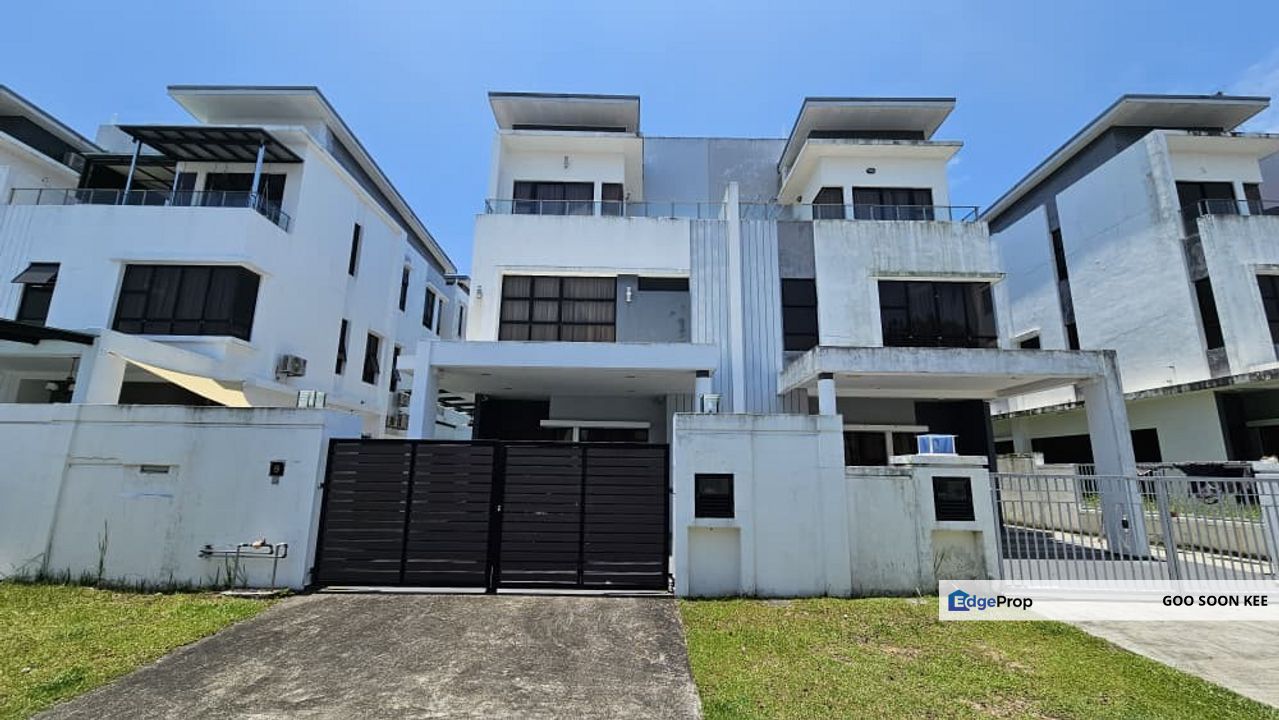 3 Storey Cluster House at Canal Garden @ Horizon Hills For Sale, Johor, Nusajaya
