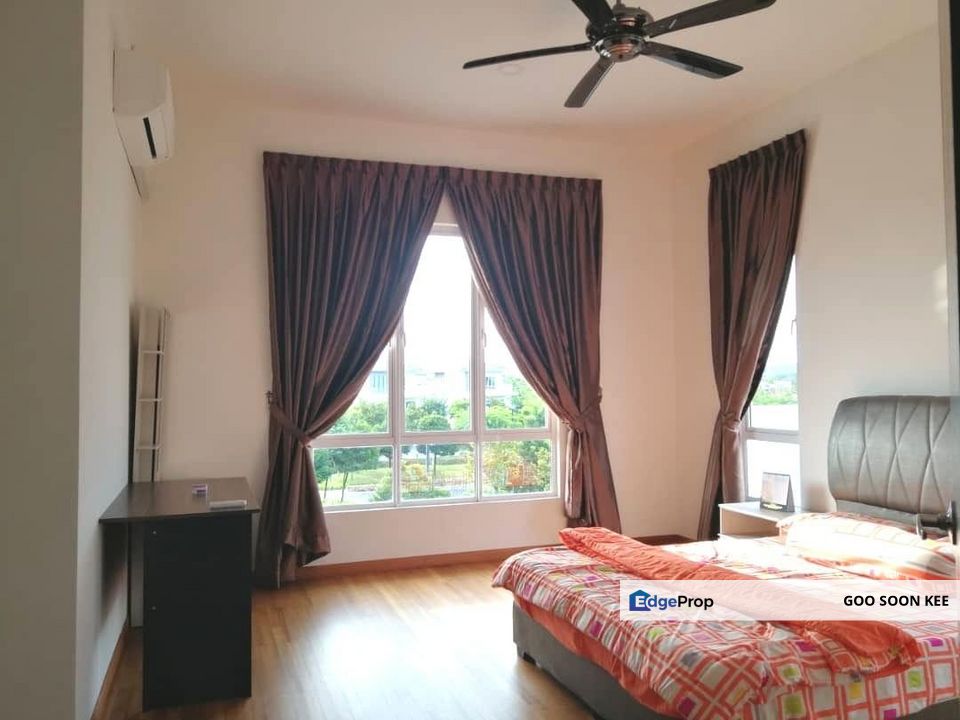 Isola Villa Senibong Cove Masai 3 Storey Linked Bungalow For Sale, Johor, Masai