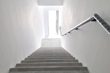 Pusat Komersial Suria (68 Avenue)