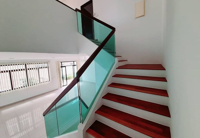 2.5 Storey Semi-D House at Horizon Hills For Sale
