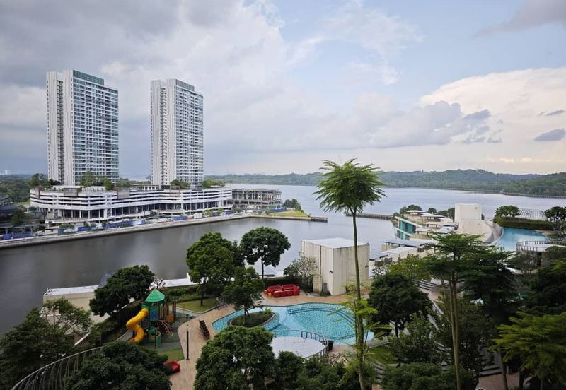 Puteri Cove Residences