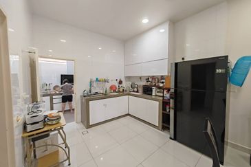 2-Storey Terrace House in Horizon Hills For Sale