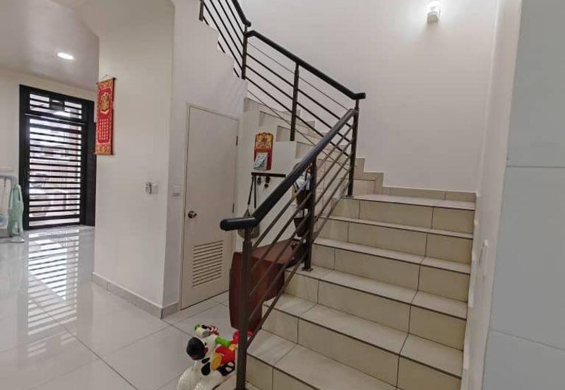 2-Storey Terrace House in Horizon Hills For Sale