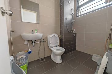 2-Storey Terrace House in Horizon Hills For Sale