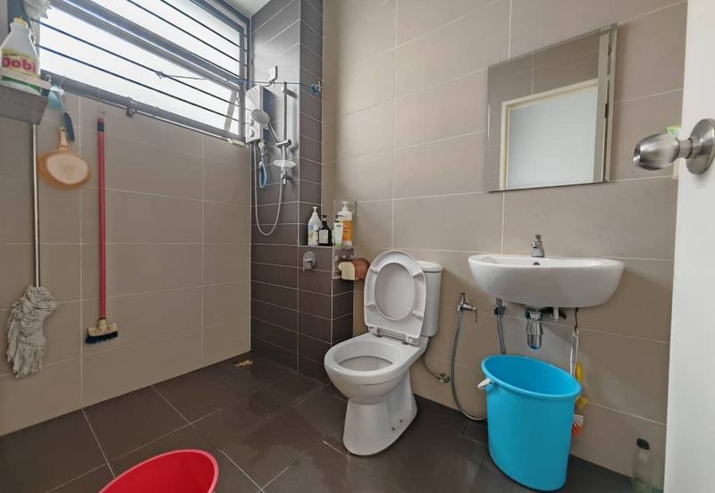 2-Storey Terrace House in Horizon Hills For Sale