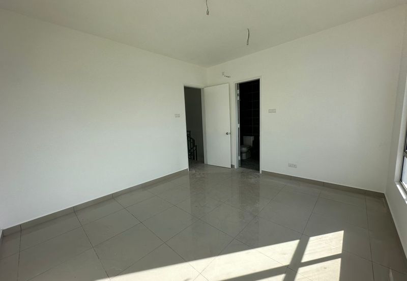 2 Storey Storey Cluster House at Ruby Hills For Sale