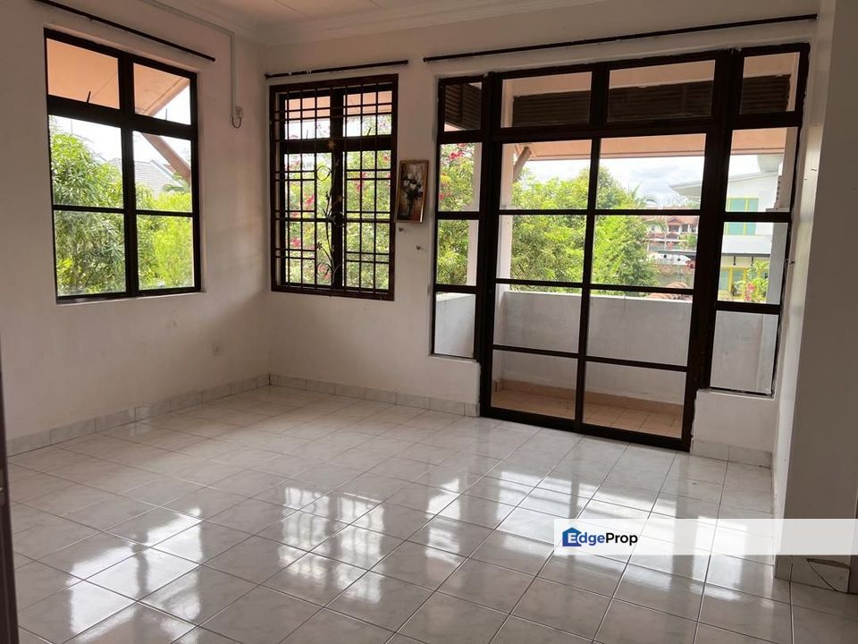 Double Storey Corner Lot in Taman Mutiara Rini For Sale for Sale @RM800 ...