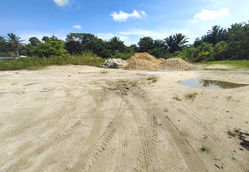 Industrial Land in Plentong For Sale