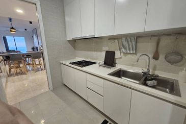 The Astaka @ 1 Bukit Senyum