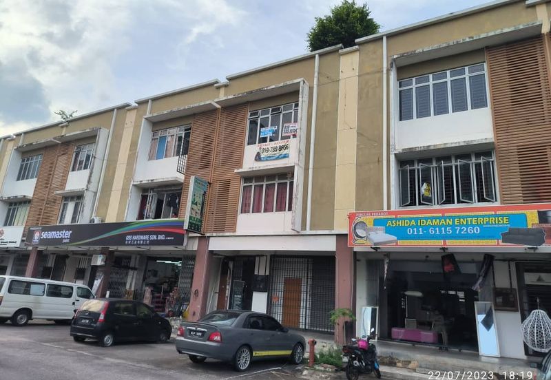 3 Storey Shoplot Jalan Sierra Perdana 4/1 Masai For Rent