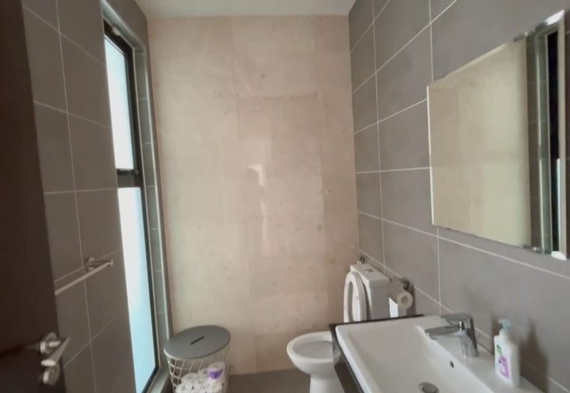 Noble Park @ East Ledang