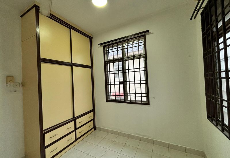 Jalan Pulai Perdana 9/10