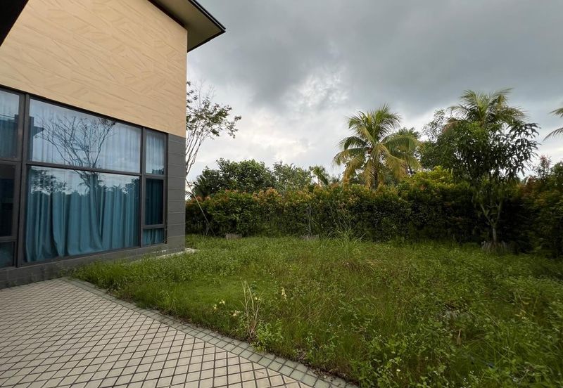 Forest City Golf Resort, Gelang Petah