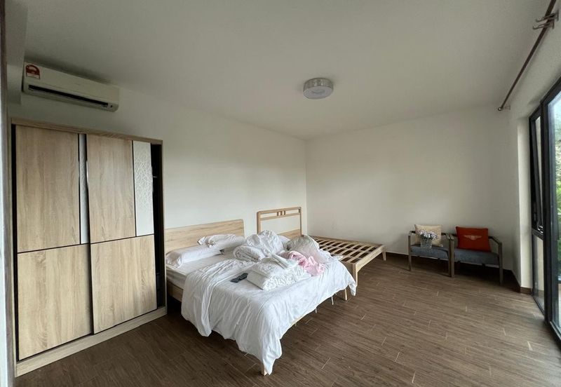 Forest City Golf Resort, Gelang Petah