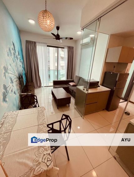 Crescent Bay Suites Service Apartment 2+1 bedrooms Fully Furnished, Johor, Johor Bahru