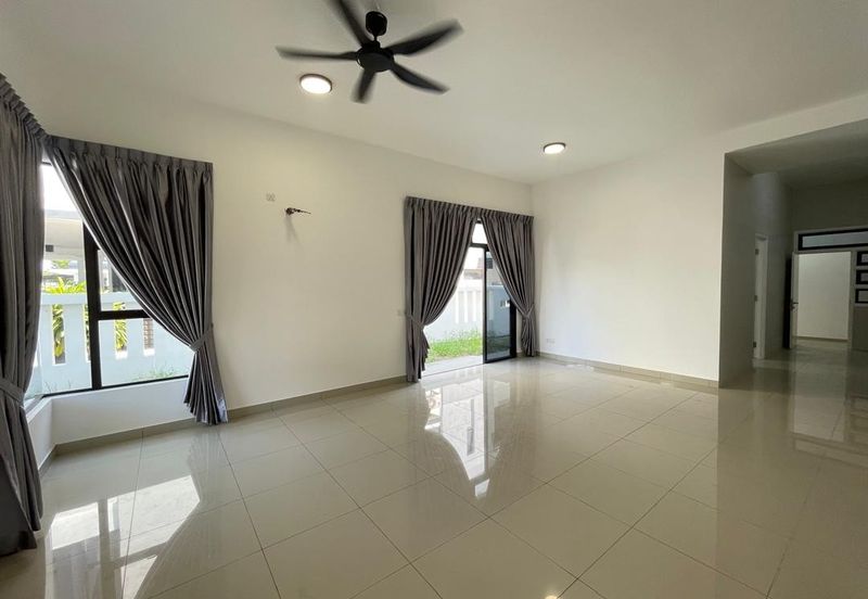 Garden Villa @ Bukit Indah 2